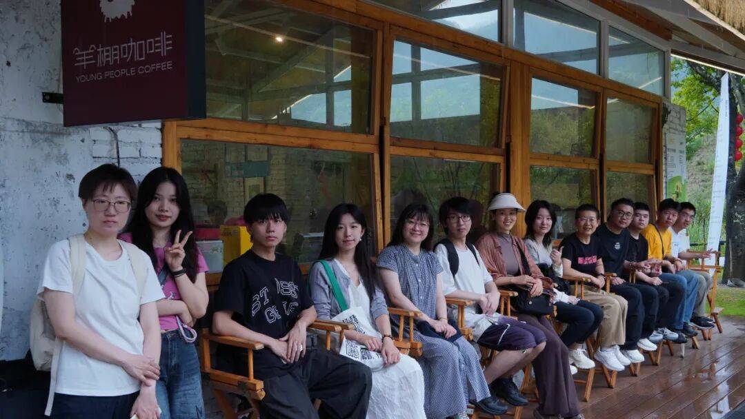 设计向下扎根 创意向上生长